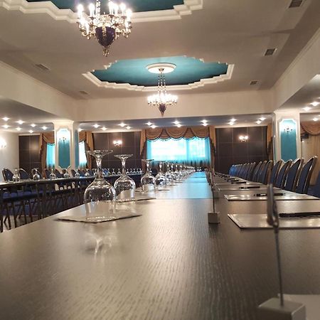 فندق براهوفا بلازا بلوييست المظهر الخارجي الصورة